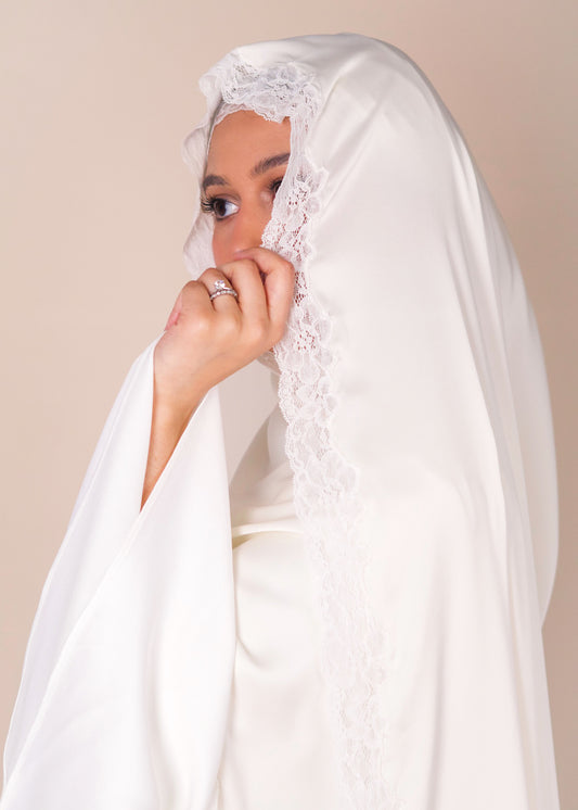 Melati satin Full lace Ivory Scarf