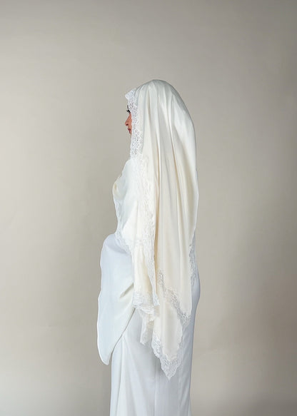 Melati satin Full lace Ivory Scarf