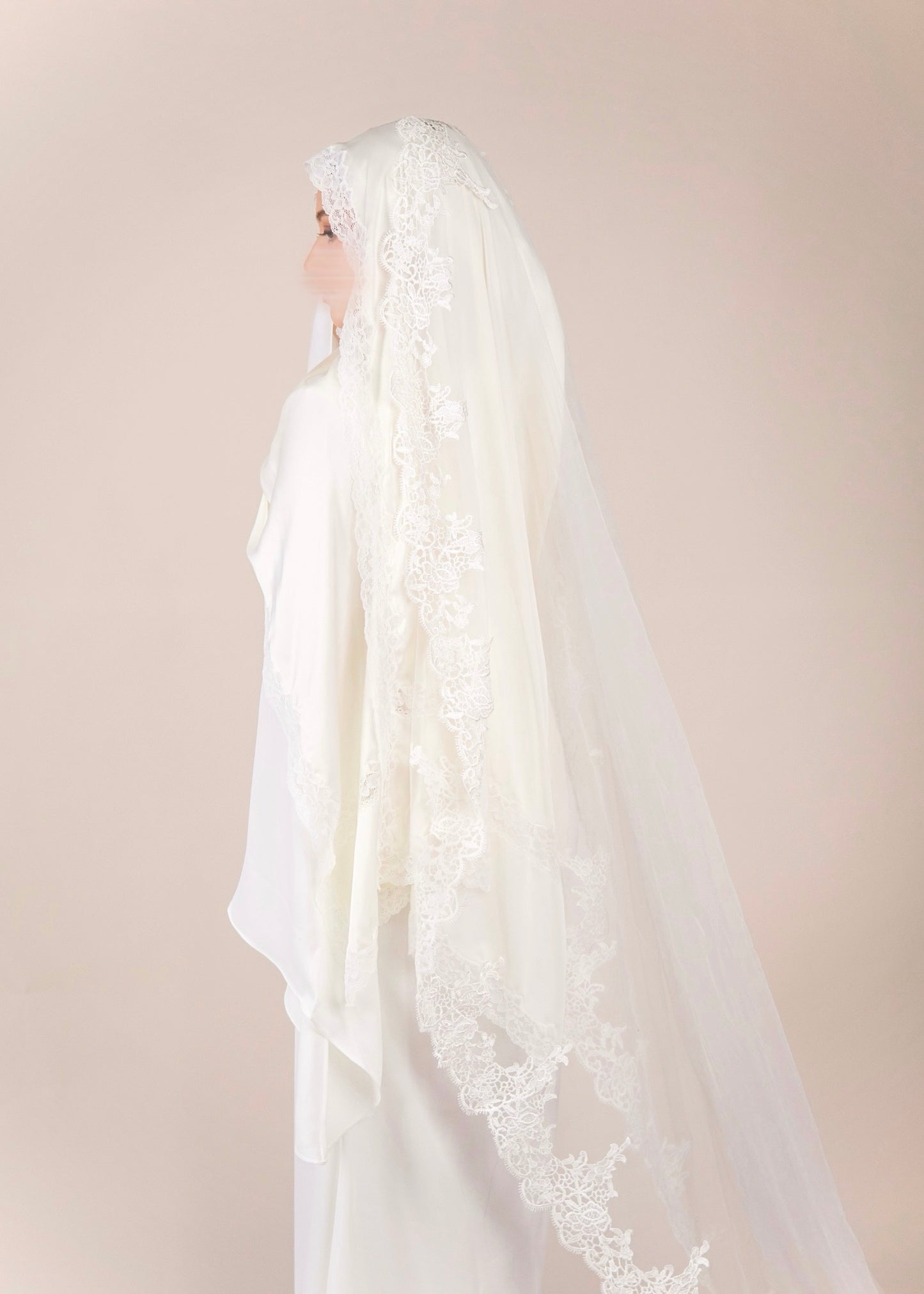 Melati satin Full lace Ivory Scarf